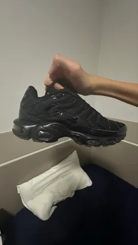 AIR MAX TN TRIPLE BLACK