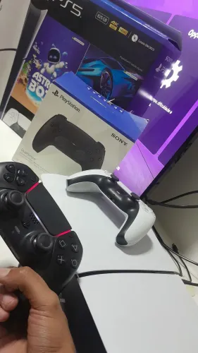 Playstation 5 m/digital 2 controles