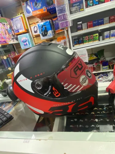 Capacete FLY