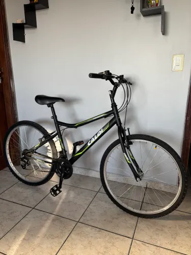 Bicicleta Caloi aro 26