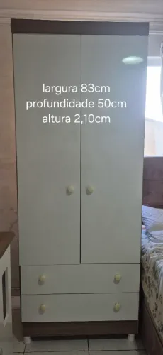 Guarda Roupa Infantil 2 portas com Gavetas Branco com Amadeirado