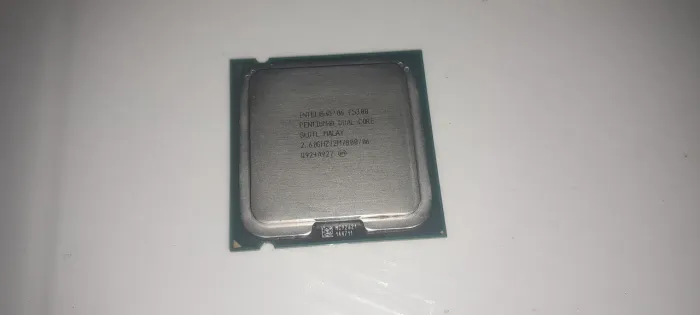 Intel pentium E5300 dual core 2.60 ghz