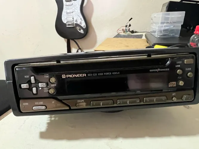 Rádio Pioneer 536