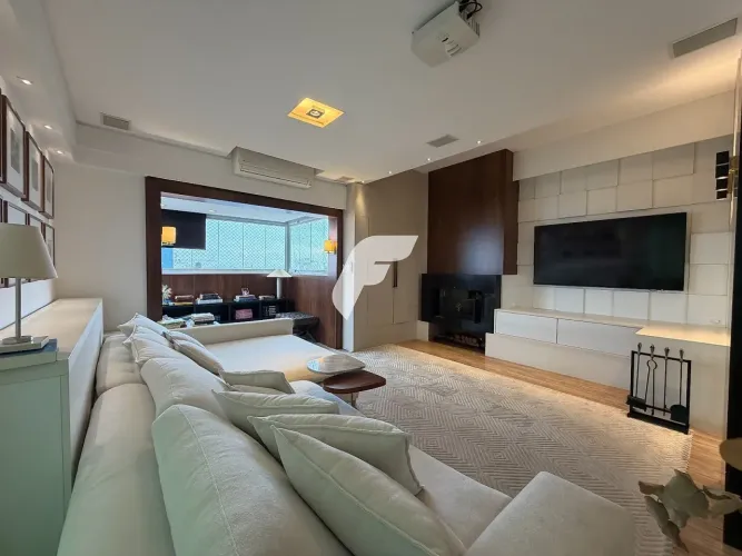 APARTAMENTO COBERTURA 2 DORMITÓRIOS - CENTRO - FLORIANÓPOLIS