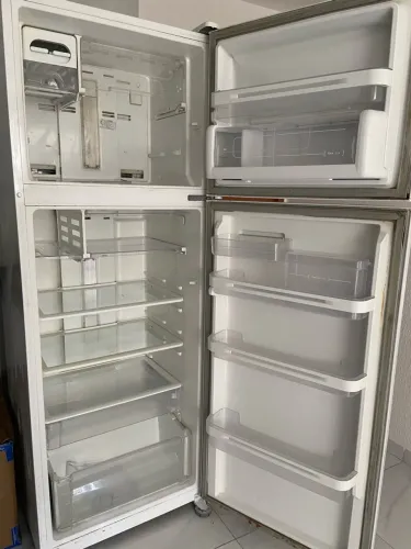 Geladeira Electrolux 700 reais Entrega gratis