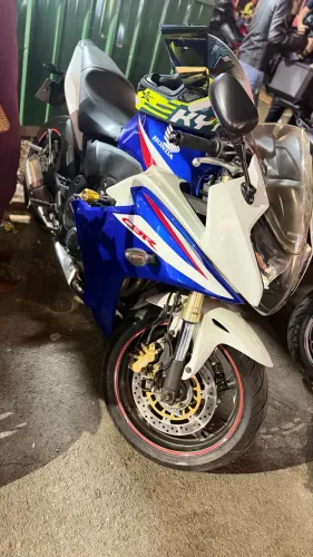 CBR 600F 2013 Azul