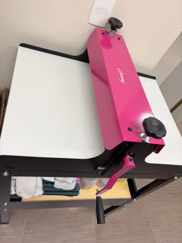 Máquina de corte e vinco ARTMAQ