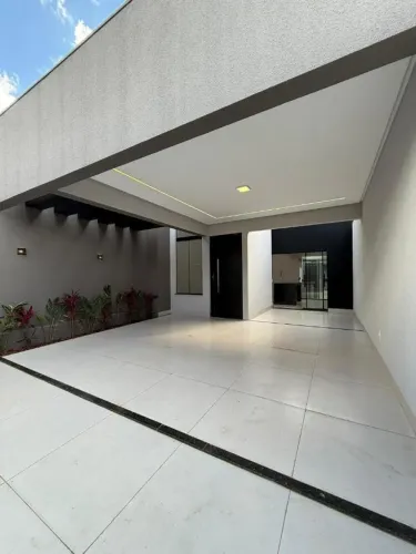 Casa 3 Quartos, sendo 1 suíte no bairro Campos do Jordão Anápolis -GO