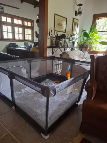 Cercadinho de bebê