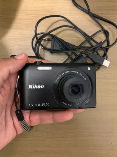 Camera digital nikon s3300