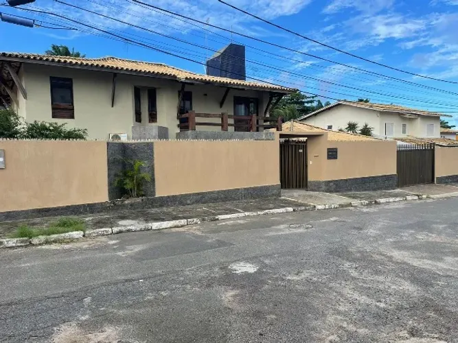 Casa em Vilas do Atlântico alameda Fechada para venda