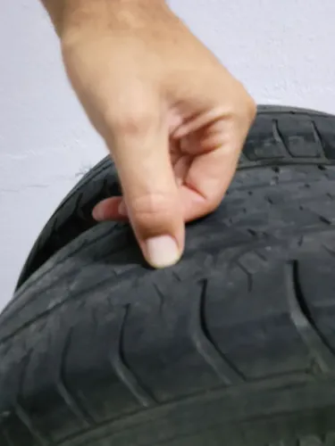 Pneu Goodyear aro 14 174 70 R14