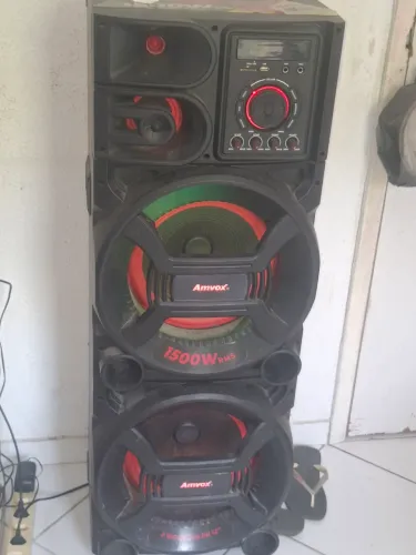 Vendo caixa de som paredão pesadao