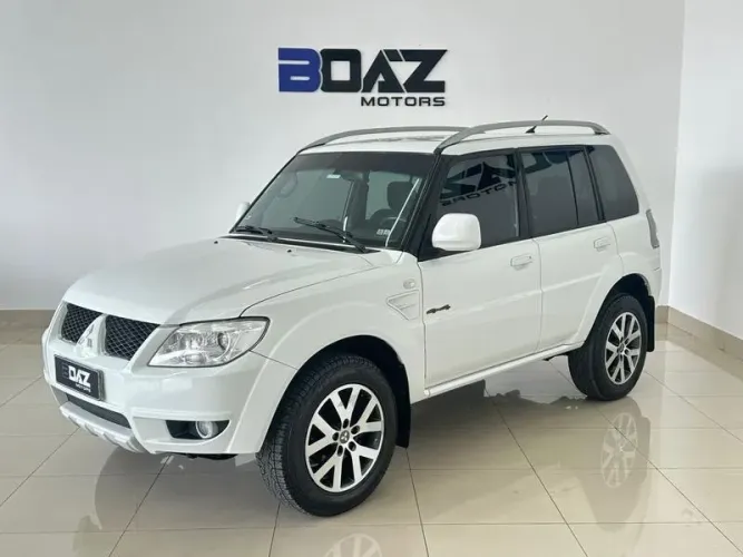 Mitsubishi Pajero TR4 2.0/ 2.0 Flex 16V 4X4 Aut. 2015