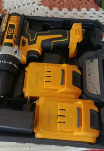 Parafusadeira /Furadeira 48V 2 baterias Com Maleta Completa
