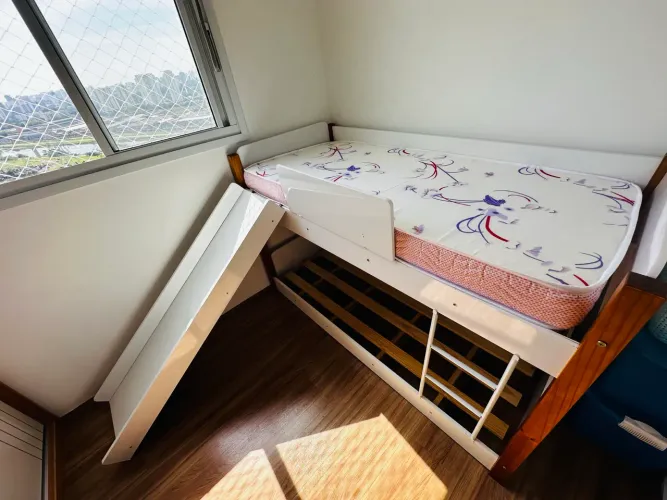 Beliche infantil com escorregador
