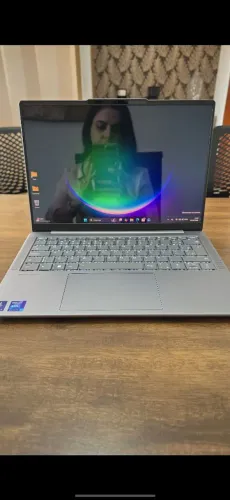 Vendo NOTEBOOK NOVO e na garantia