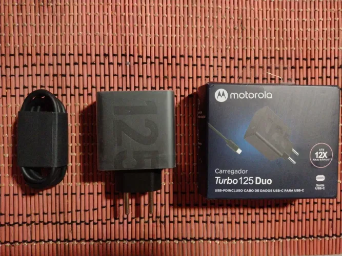 Carregador Motorola Original 125W TurboPower - Novo