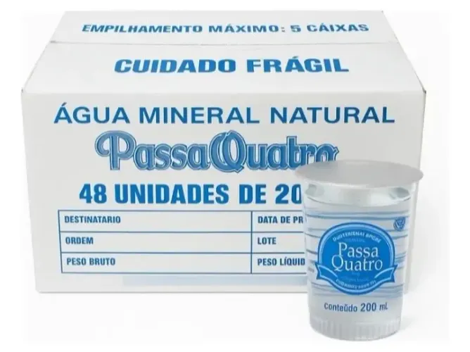 Água sem gás Passa Quatro 200 ml, caixa com 48 copos