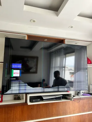 TV LG 75 POLEGADAS TELA QUEBRADA