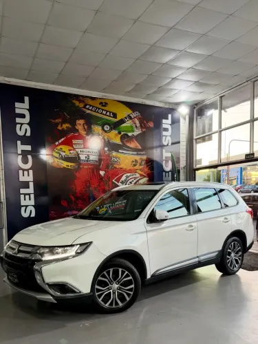 Mitsubishi Outlander 2.0 16V 160cv Aut. 2017
