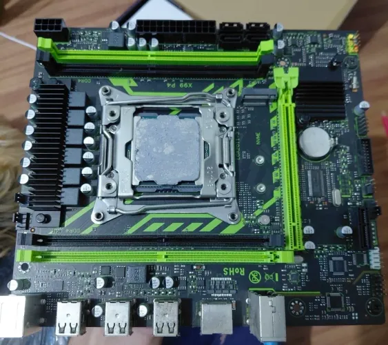 KIT XEON COM FONTE (preço negociável)