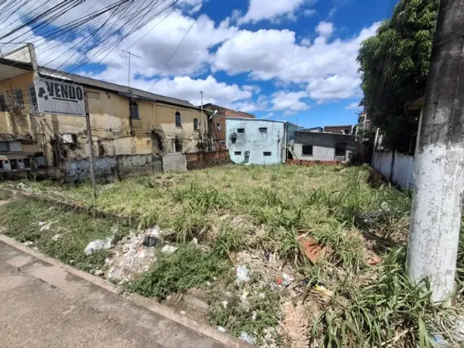 100% Documentado Terreno Plano e Murado 550m² em Avenida Movimentada / Aceita Propostas