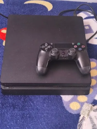 Ps4 slim de 1 tera