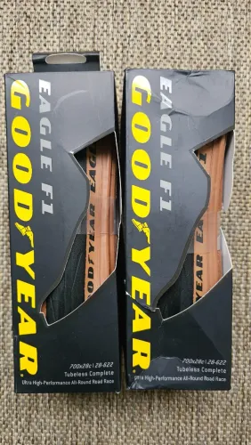 Pneus Goodyear Eagle F1 28c - Tubeless
