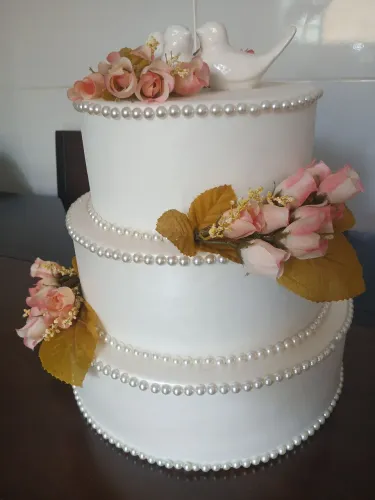 Aluguel/Bolo Fake/Topo de bolo/Noivado ou Casamento