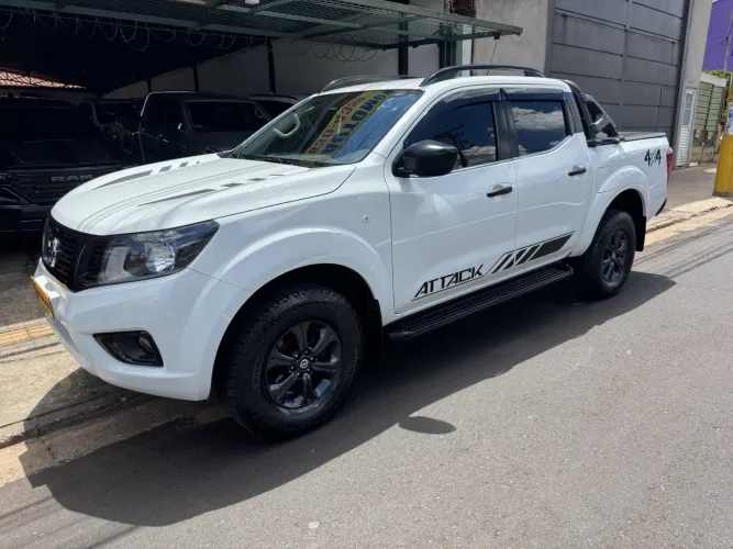 Nissan Frontier Attac.cd 4X4 2.3 Bi-TB Die. AUT 2022