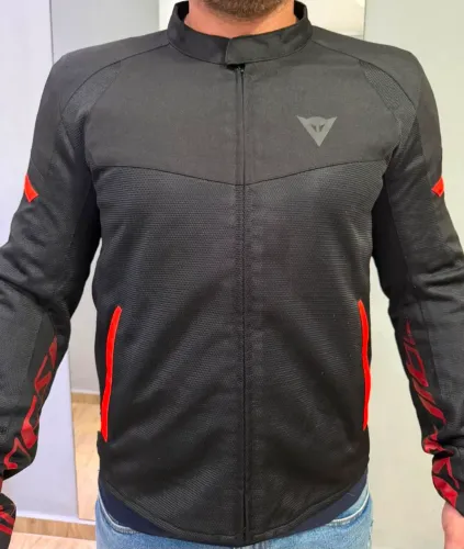 Jaqueta Dainese ventilada