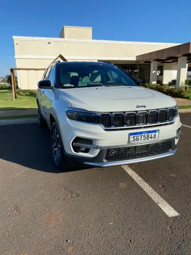 Jeep Commander Limited T270 1.3 TB Flex AUT 2023