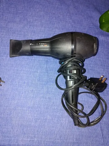 Secador de cabelo