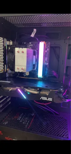 Placa de vídeo AMD Asus RX 5500 XT 8gb
