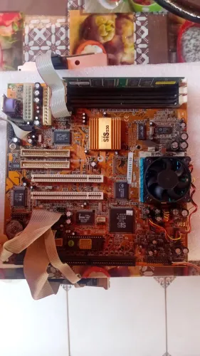 Placa mãe  m598lmr pc computador  antigo com 256mb memória ram e processador  k6 II 500mhz