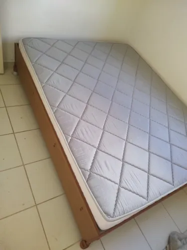 CAMA QUEEN + COLCHÃO D45