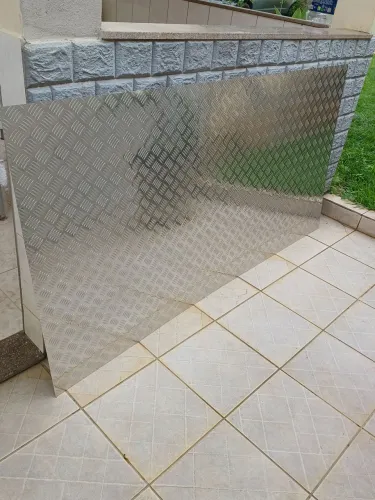Chapa de aluminio xadrez