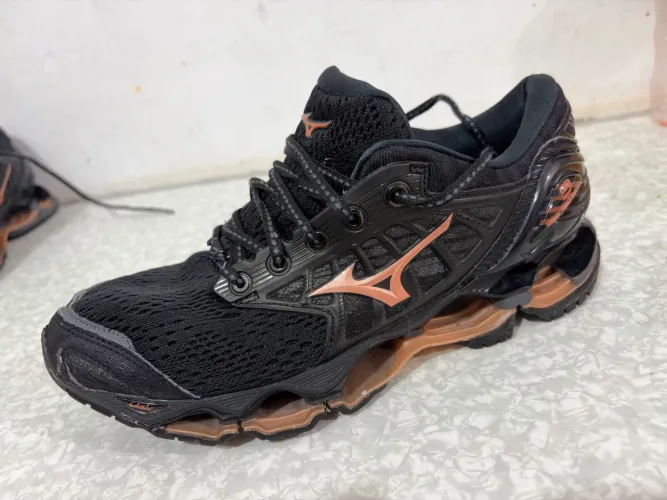 Tênis Mizuno 