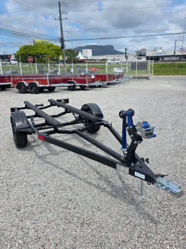 Carreta para Jet Ski Nova - Reforçada, Regulável e com 1 Ano de Garantia