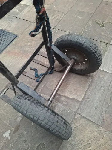 Carinho de pneu para carga