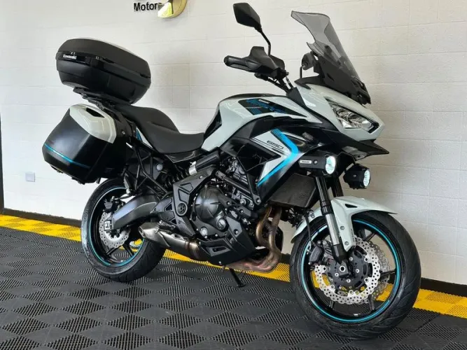 KAWASAKI VERSYS 650 TR 2025