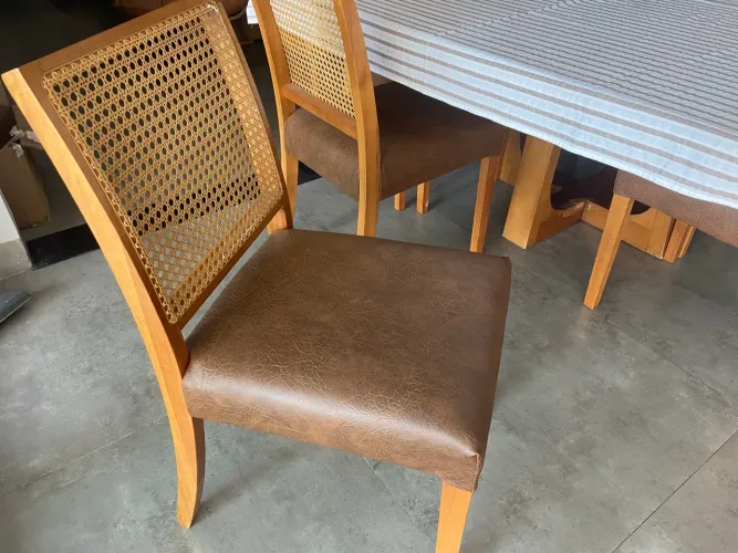 Excelente mesa de jantar