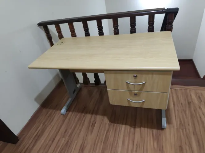 Mesa escritório 1,10x60 Se parcelar só retira quando entrar o pagamenton