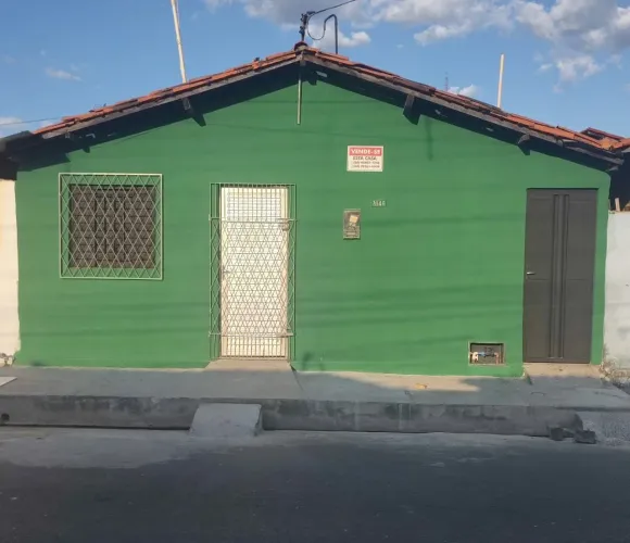 Vende-se uma casa no bairro beira rio,Valor negociável.