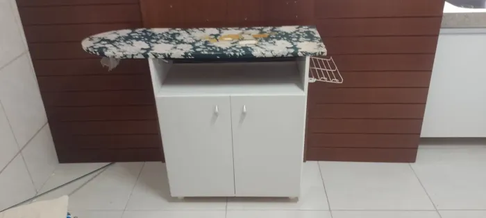 Mesa de passar roupas