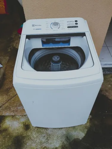 Máquina 15 kilos Eletrolux