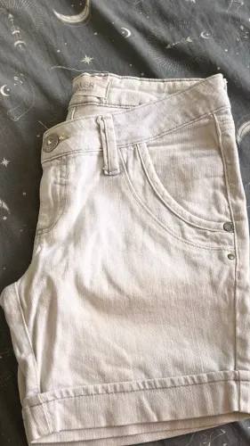Short jeans