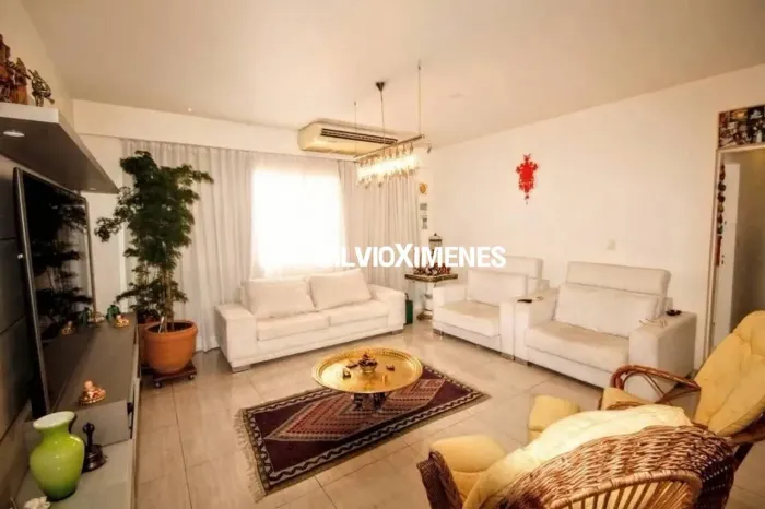 Casa com 8 quartos à Venda, São Lucas - Belo Horizonte