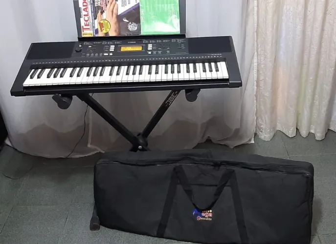 Teclado Yamaha YPT-340 (5 oitavas)